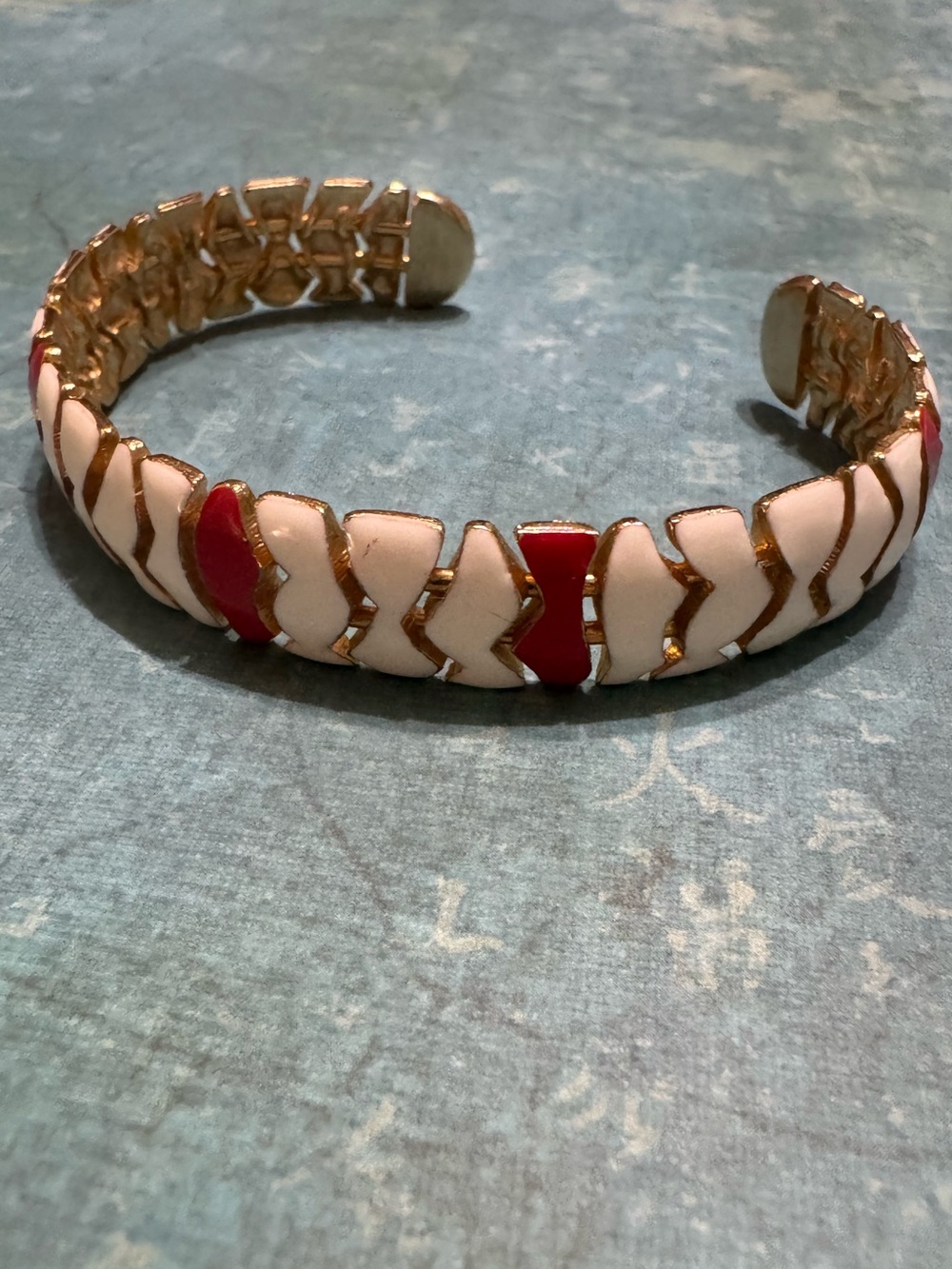 VINTAGE ENAMELED BRACELET CUFF